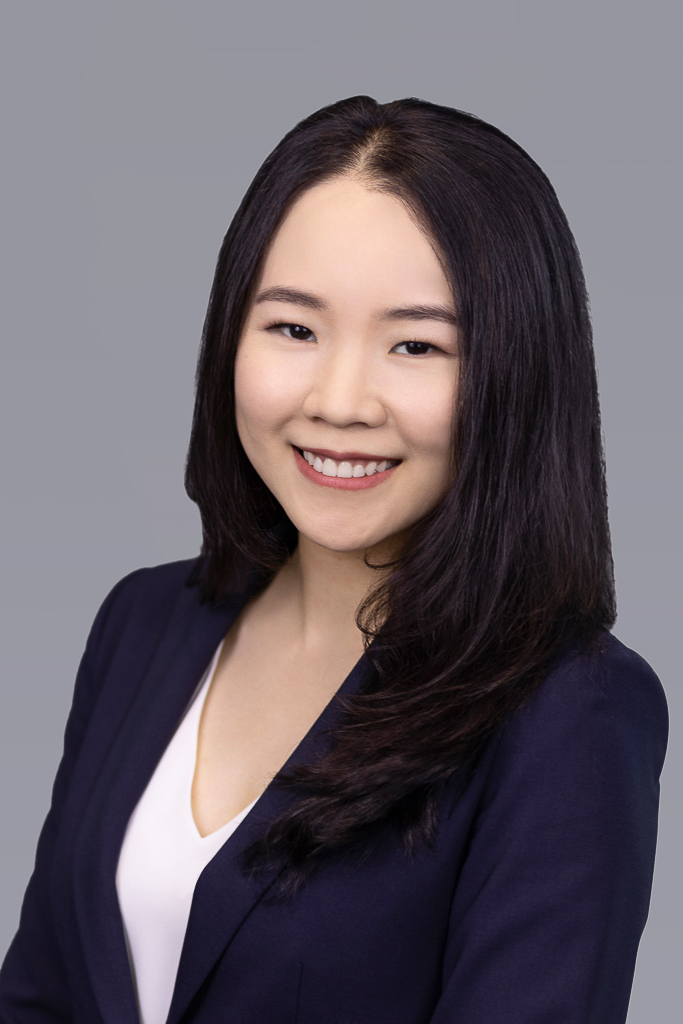LilyZhang_Headshot_w