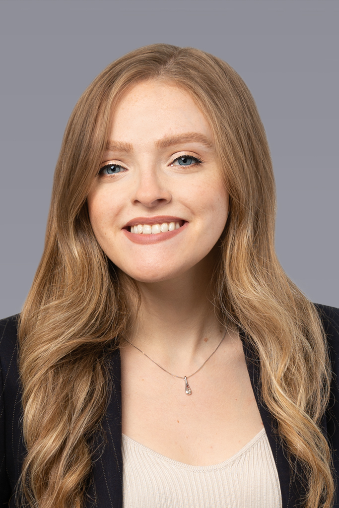 JenniferBenton_Headshot_w