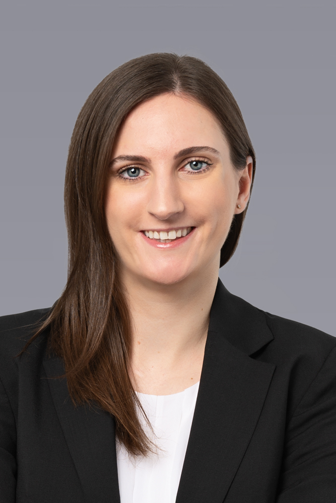 IsabellaStuart_6098_Headshot_w