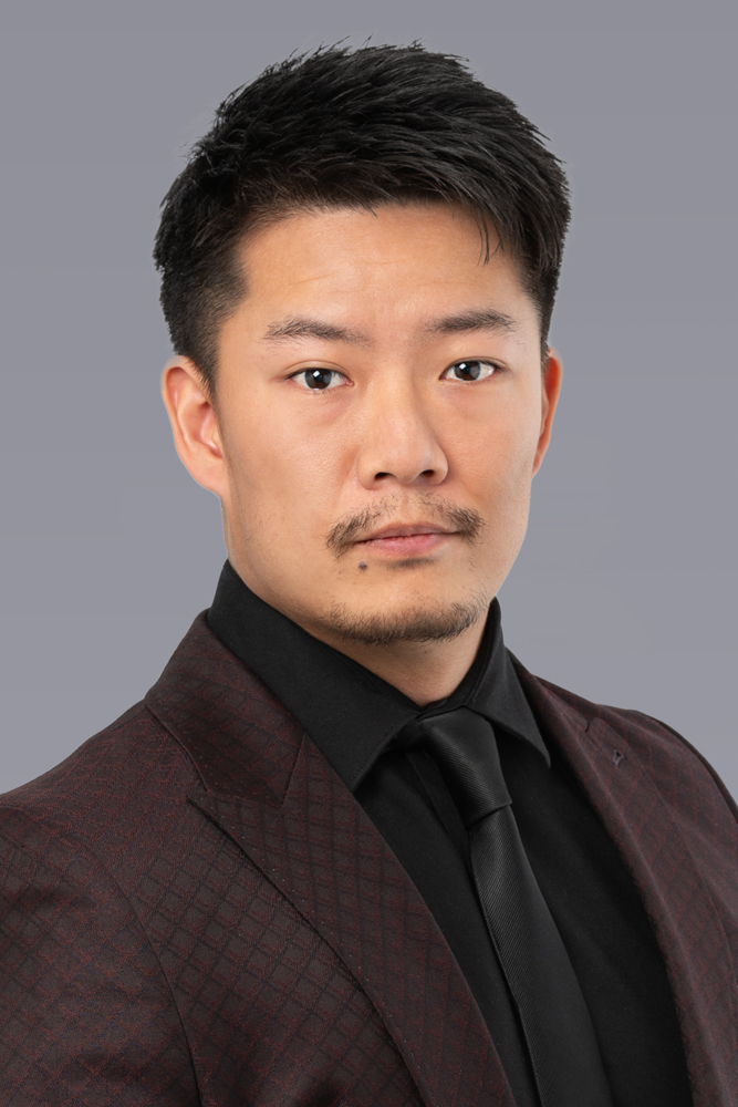 SeanMak_6256_Headshot_w